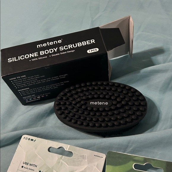 EcoTools Bamboo Massager and Roller Set with Black Scrubber - Picture 6 of 6